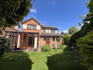 Rear- click for photo gallery